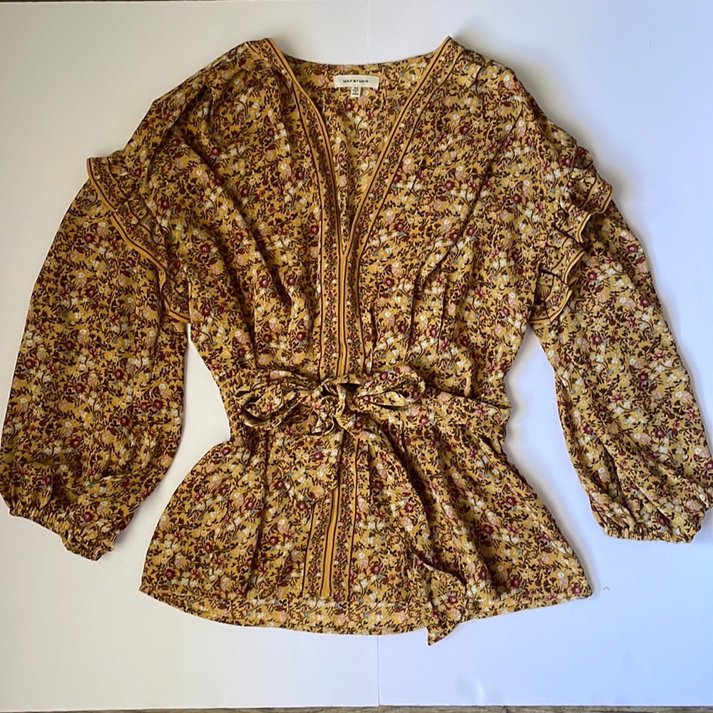 Max Studio Floral Blouse Size Medium Yellow